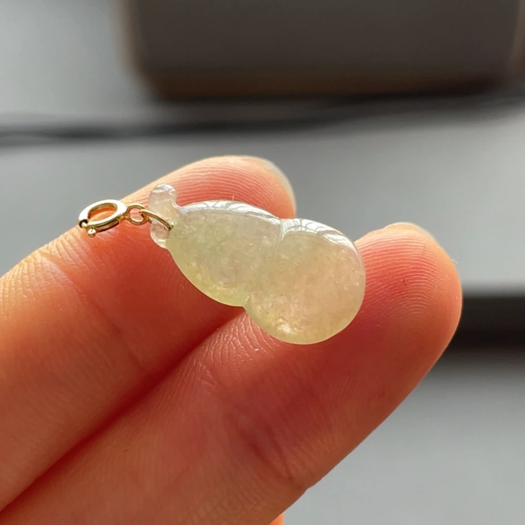 翡翠颈饰18K金镶嵌葫芦