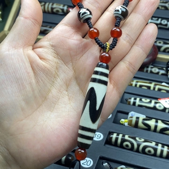 玛瑙/玉髓（覆膜）未镶嵌颈饰