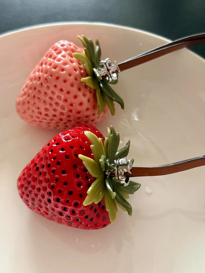 【多多家】草莓包包挂件【GJ02】
