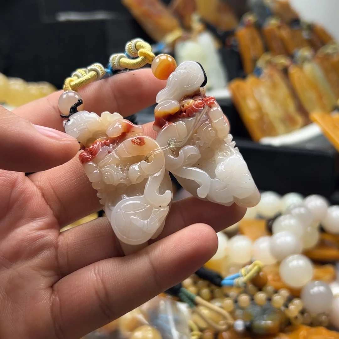 石英质玉（黄龙玉）未镶嵌hly