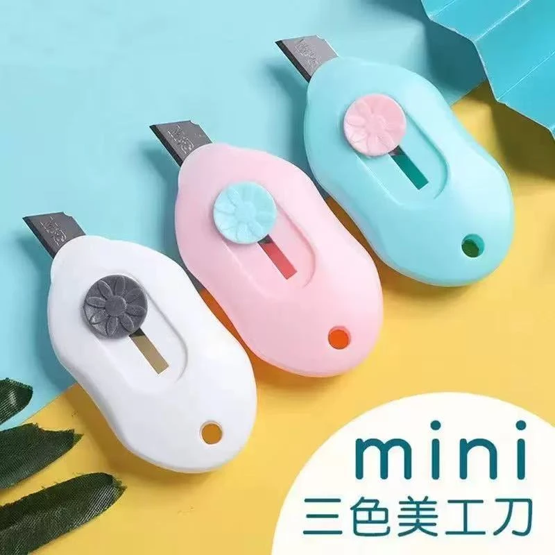 居家必备美工刀小号快递刀拆箱刀迷你小刀学生刀裁纸刀拆信封便捷