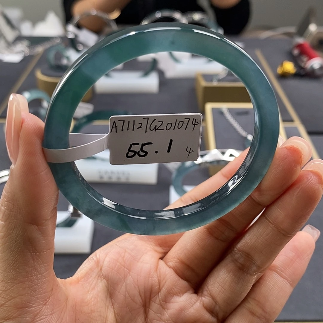 翡翠未镶嵌手镯55.14