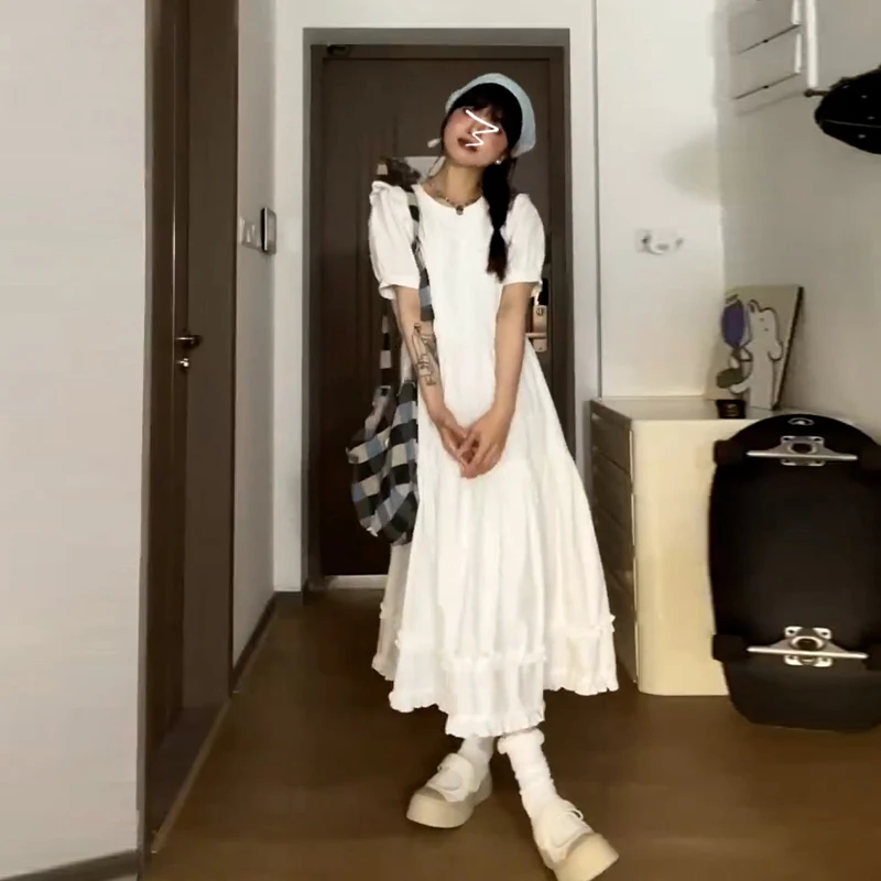 2067法式白色甜美泡泡袖蕾丝连衣裙子2025新款小个子气质花边长裙