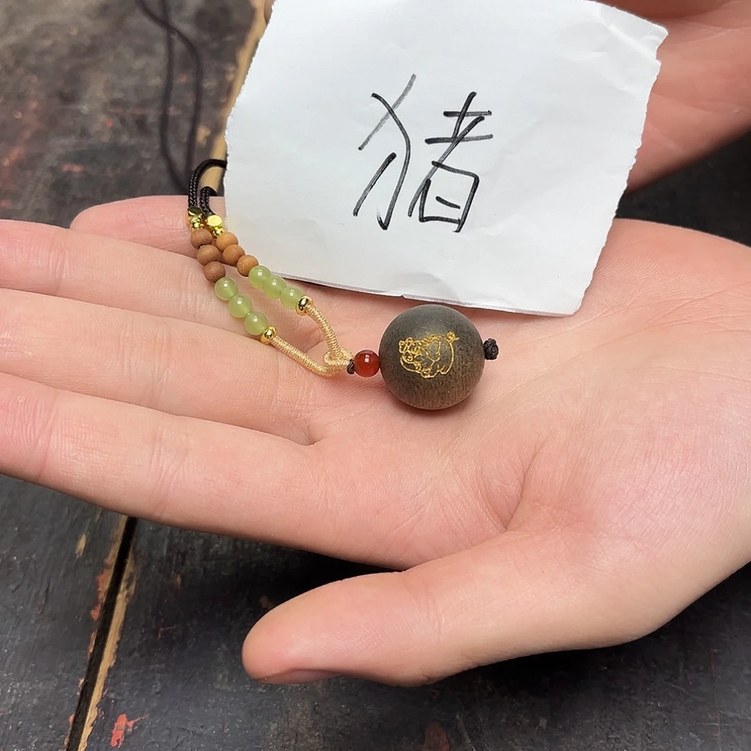 大叶紫檀（黑酸枝木类）