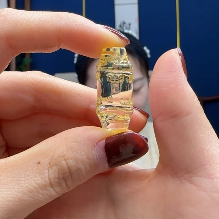 蜜蜡吊坠(赠链)未镶嵌