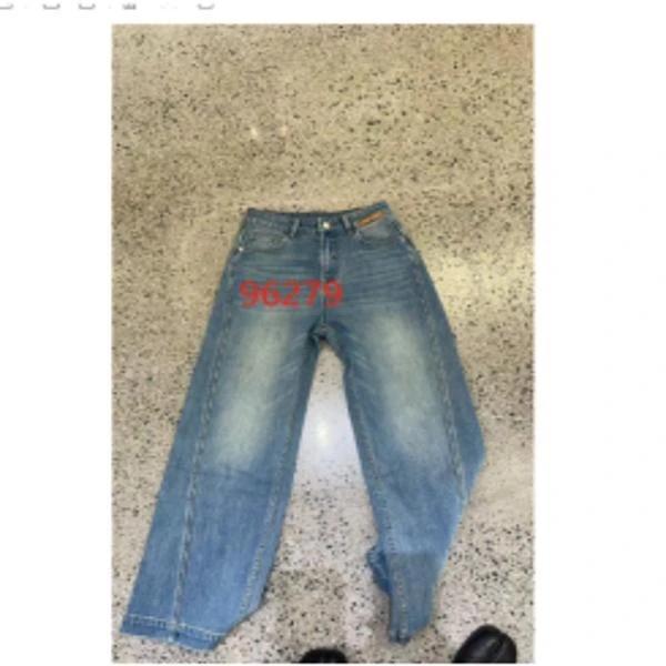 杨杨 RR-96279结构牛仔裤