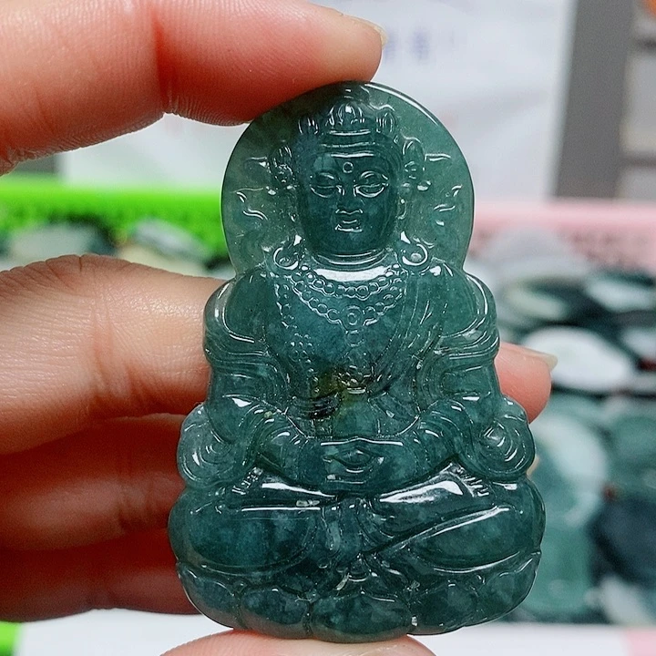 翡翠颈饰未镶嵌纯天然