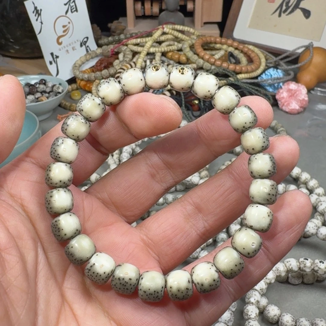 星月菩提吊坠9/8mm星月菩提石玉料单圈手串