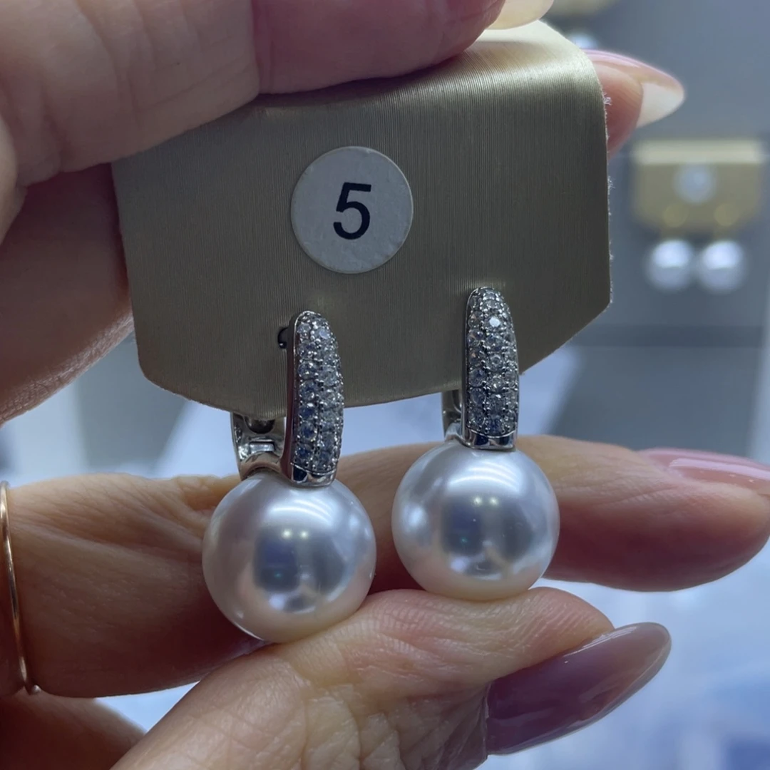 银S925镶嵌耳饰淡水珍珠