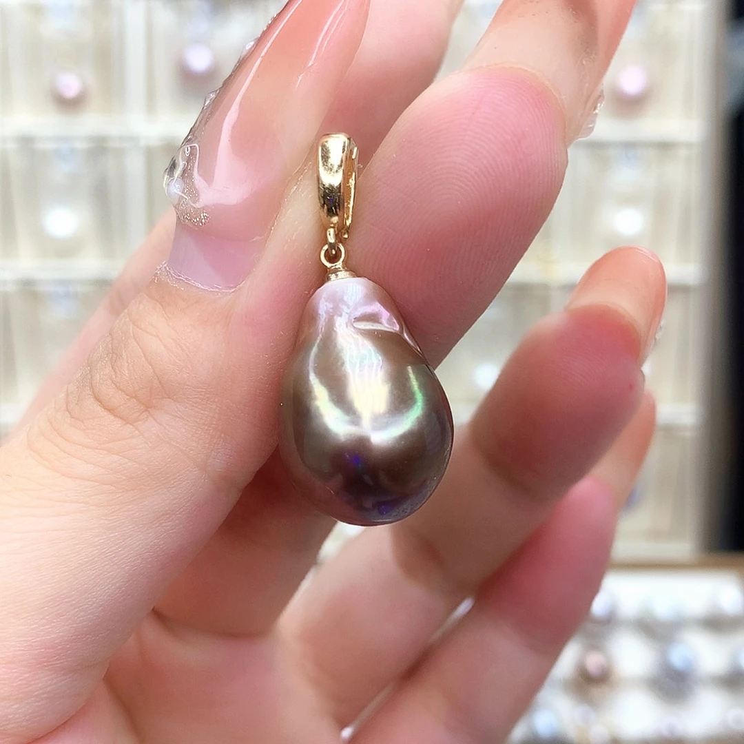 淡水珍珠合金颈饰