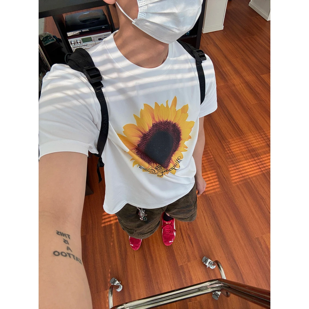 19studio WAYNEPRINCE古着感向日葵印花短袖t恤潮流宽松休闲上衣