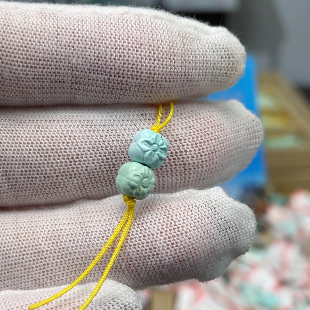 绿松石未镶嵌挂件