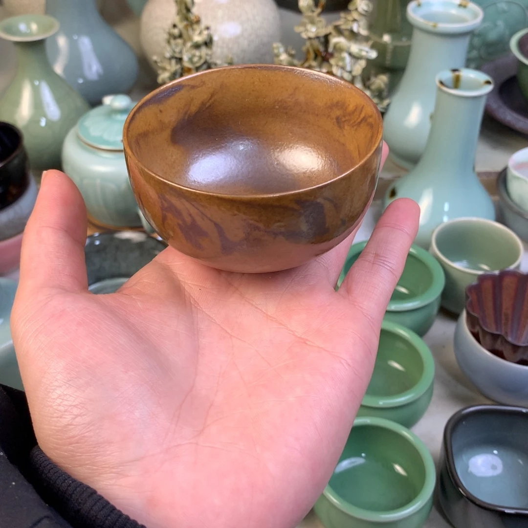 杯龙泉青瓷龙泉路上的