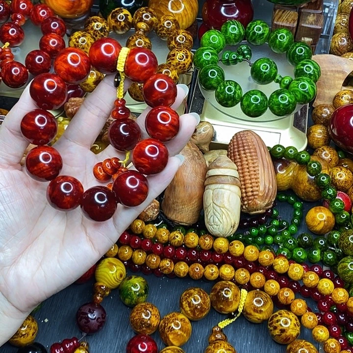 松木琥珀木文玩手串