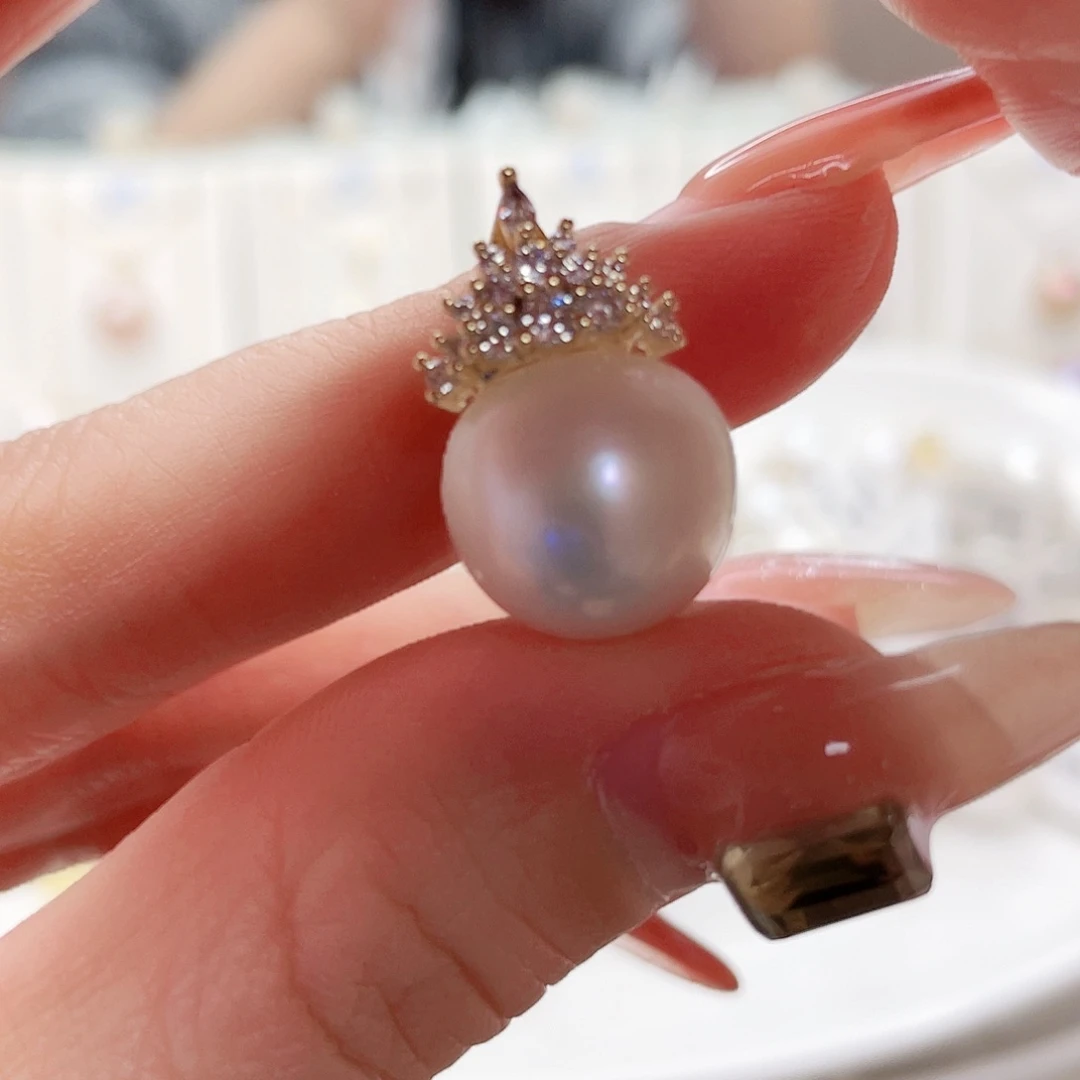 淡水珍珠吊坠(赠链)未镶嵌