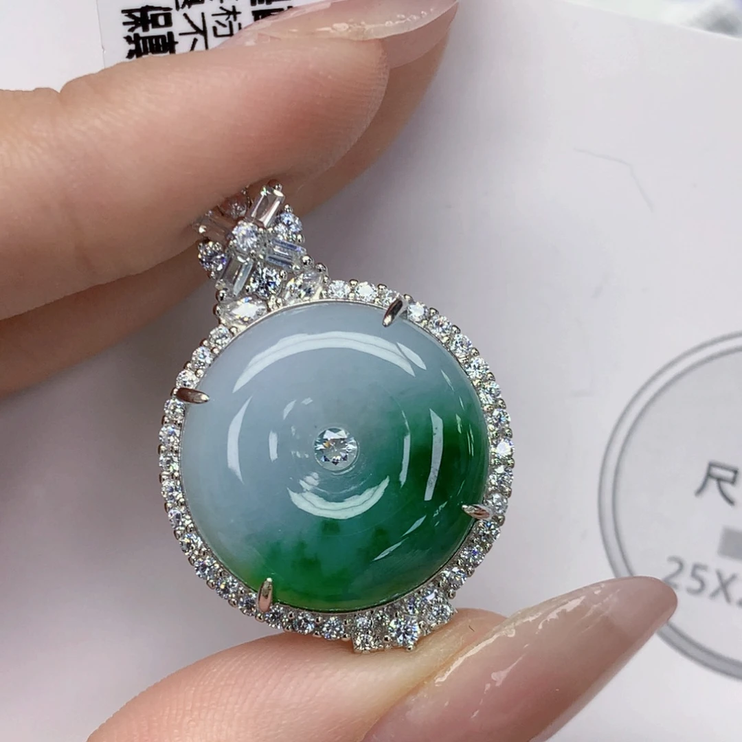 颈饰银S925镶嵌翡翠