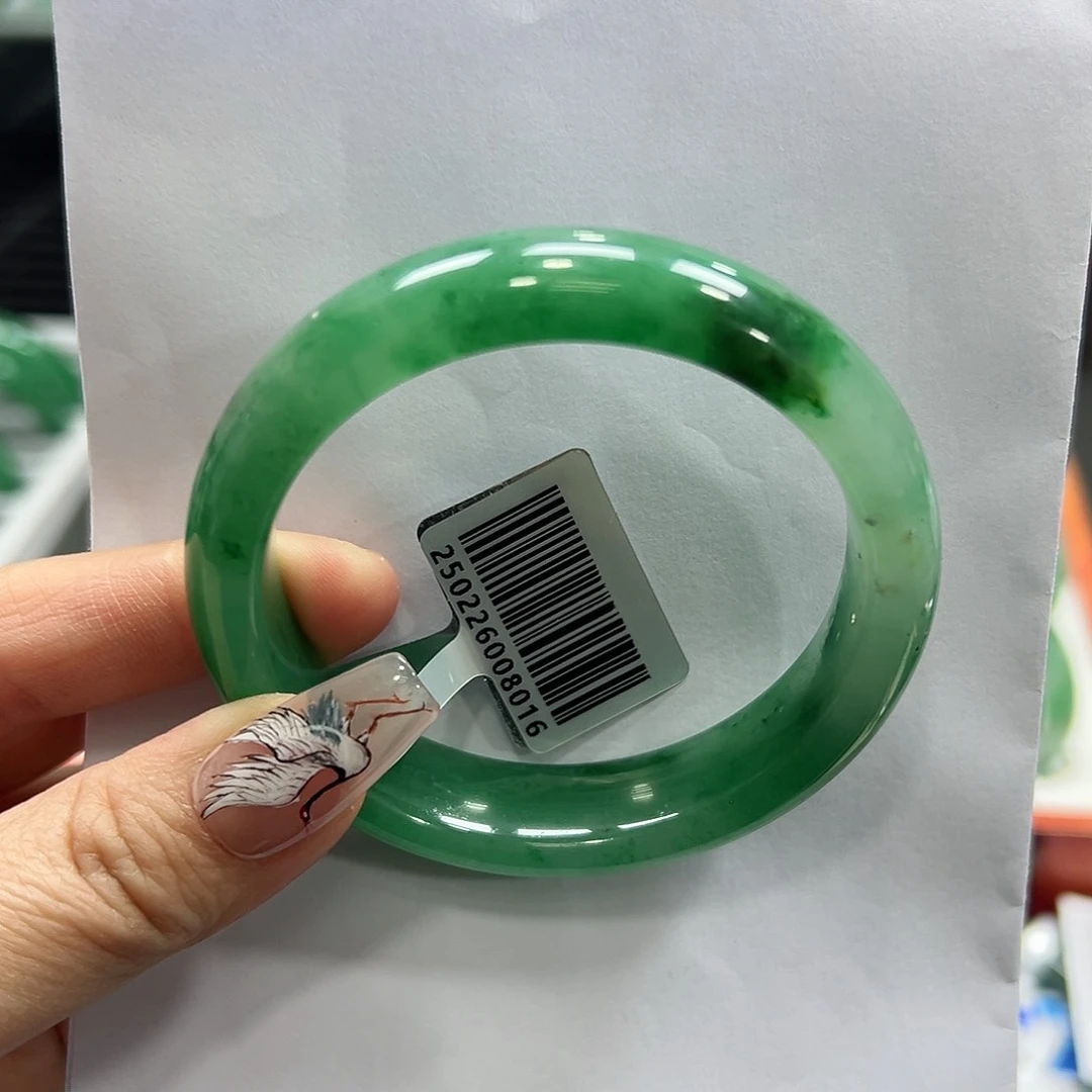 石英质玉手镯未镶嵌事****连