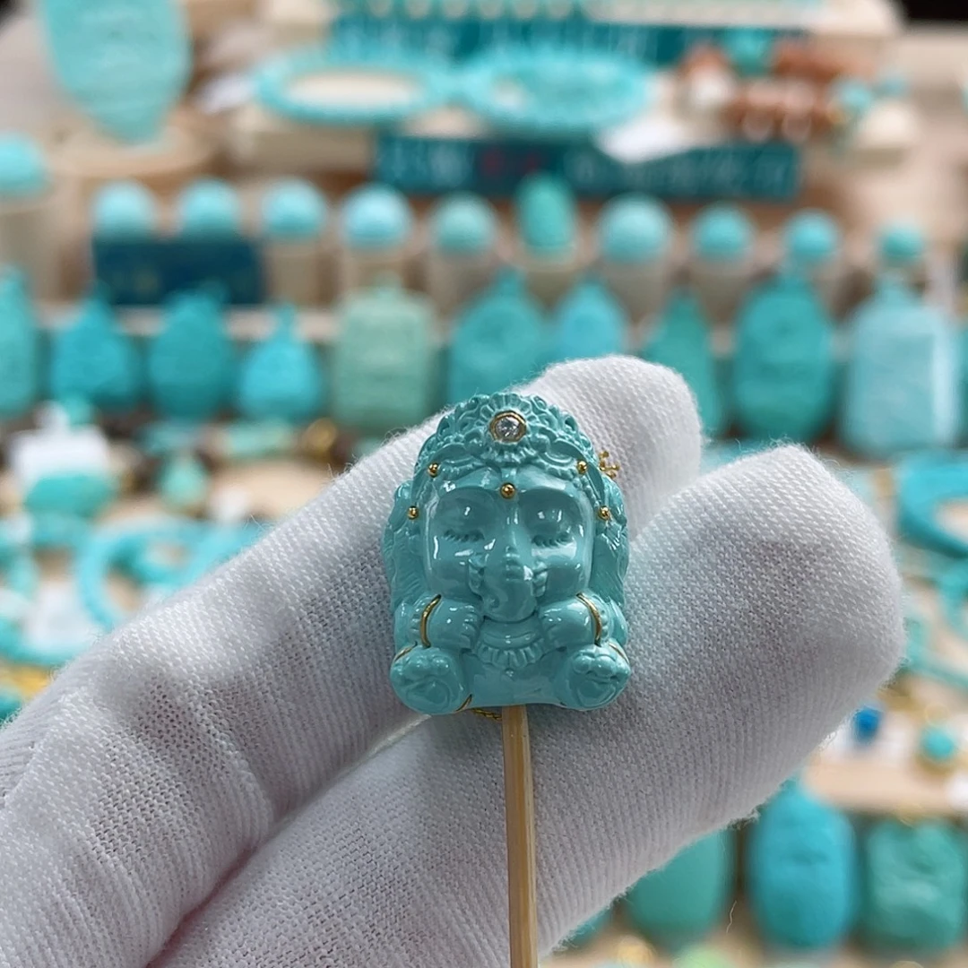 绿松石未镶嵌珠宝奇石