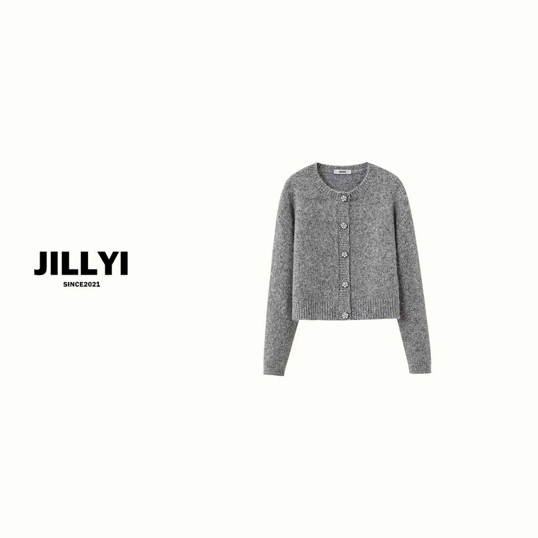 JILLYI【银雪月光】灰色圆领钻石花朵单排扣时尚针织开衫