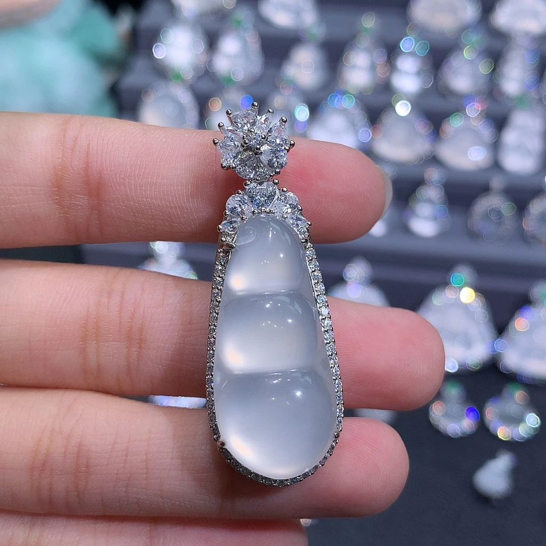 石英质玉银S925镶嵌吊坠(不含链)打****?