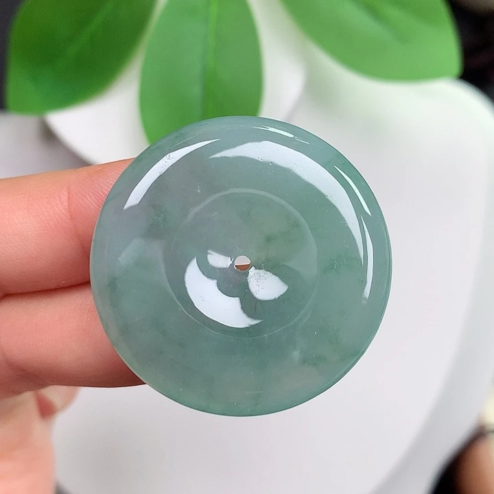 翡翠未镶嵌颈饰平安扣 33.4x5.9mm