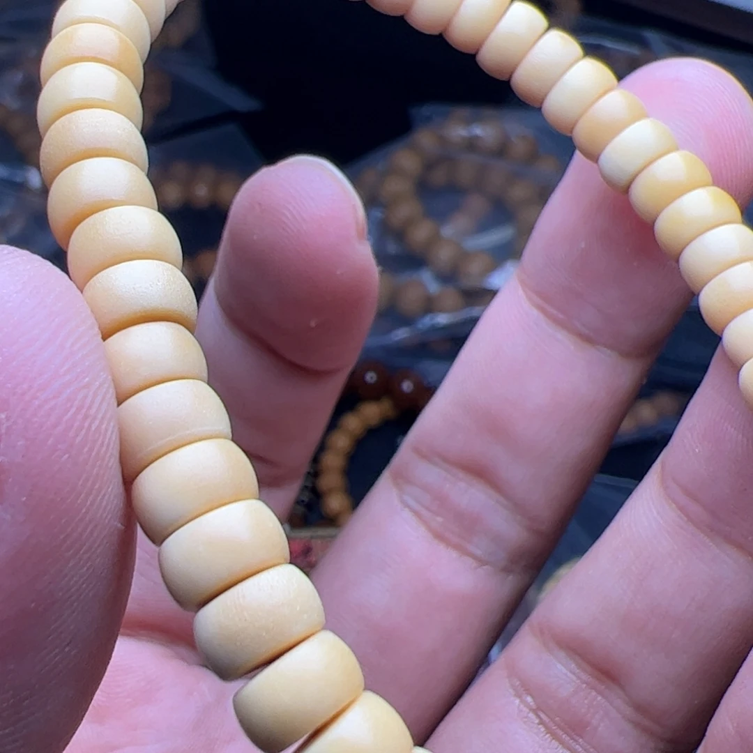 猴头核桃吊坠啦啦啦