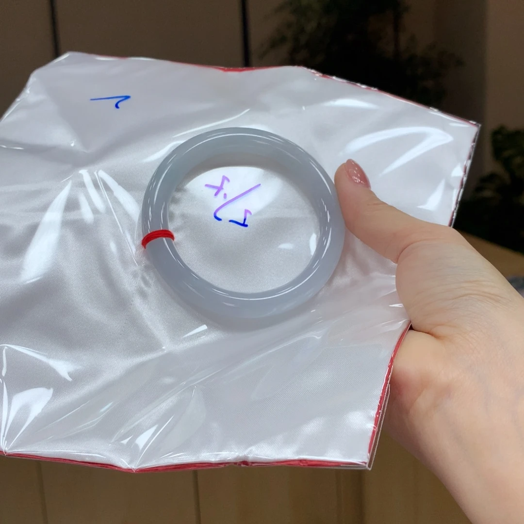 未镶嵌手镯翡翠不退不换