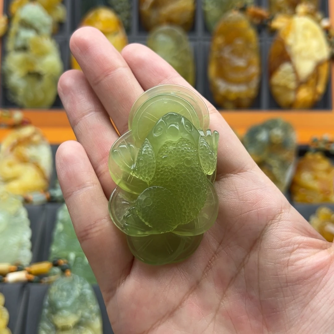 未镶嵌蛇纹石玉颈饰