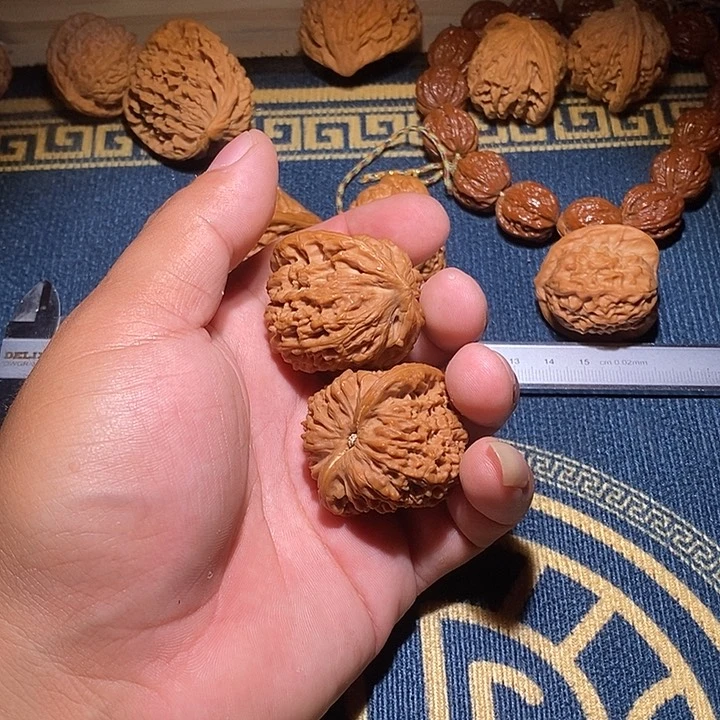 赫***全品大南疆石一对