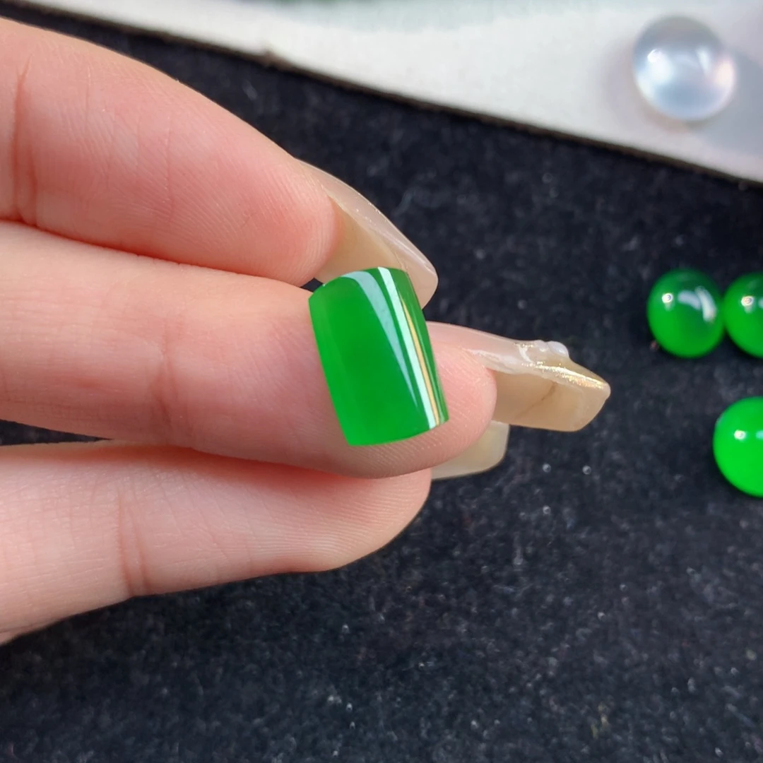 翡翠裸石11.2/7.3/3