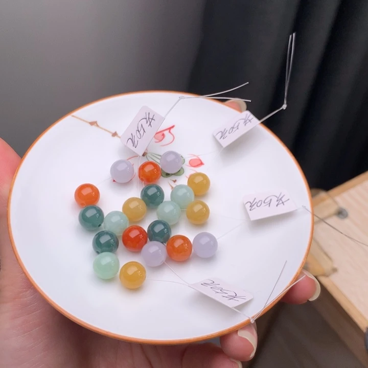 w***5翡翠未镶嵌手链翡翠y1418 卡8