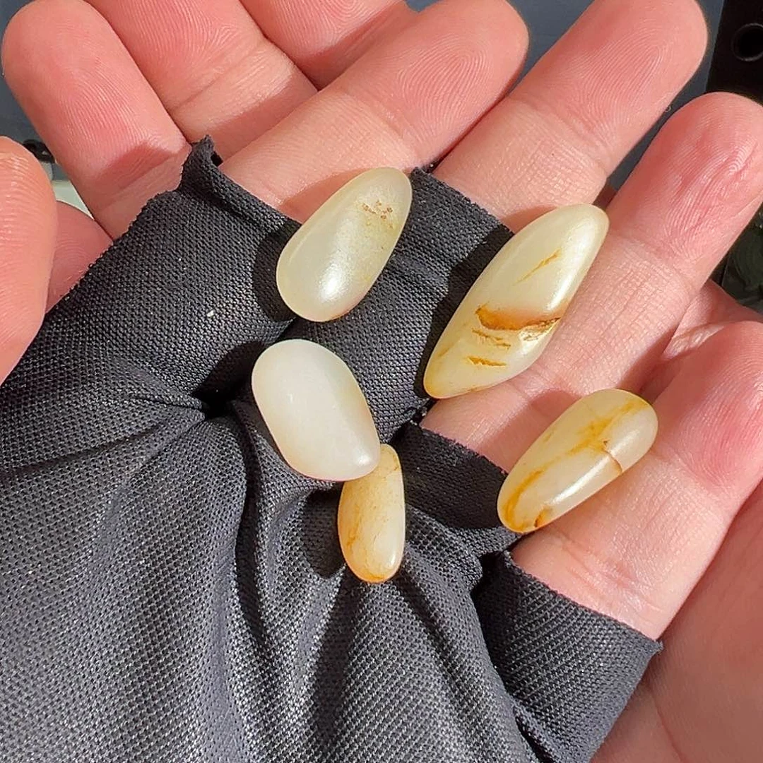 和田玉未镶嵌颈饰@****C8件通走