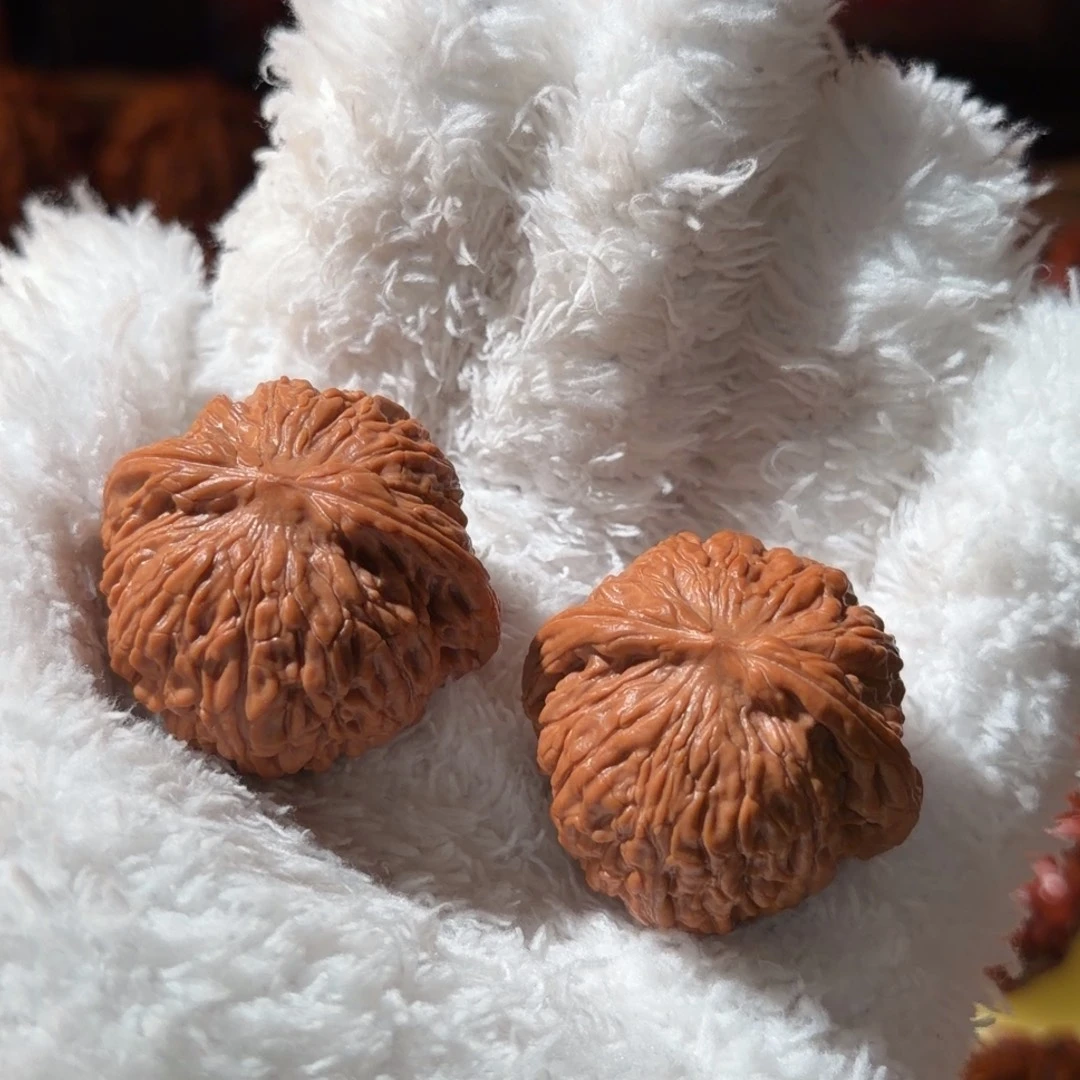 文玩核桃吊坠黄杆 粉丝回血 联系主播