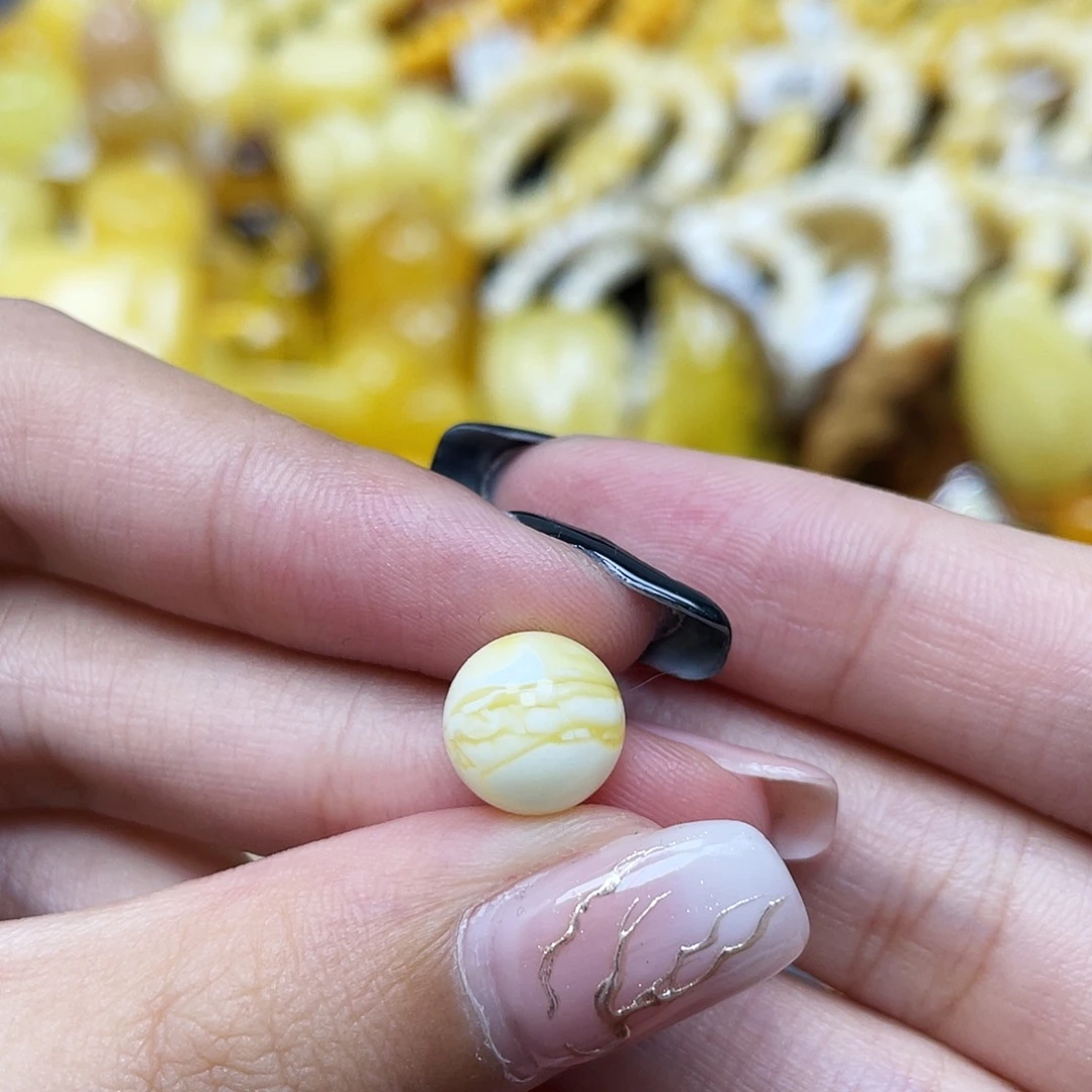 琥珀未镶嵌裸石9.9mm圆珠拉丝瓷白蜜蜡
