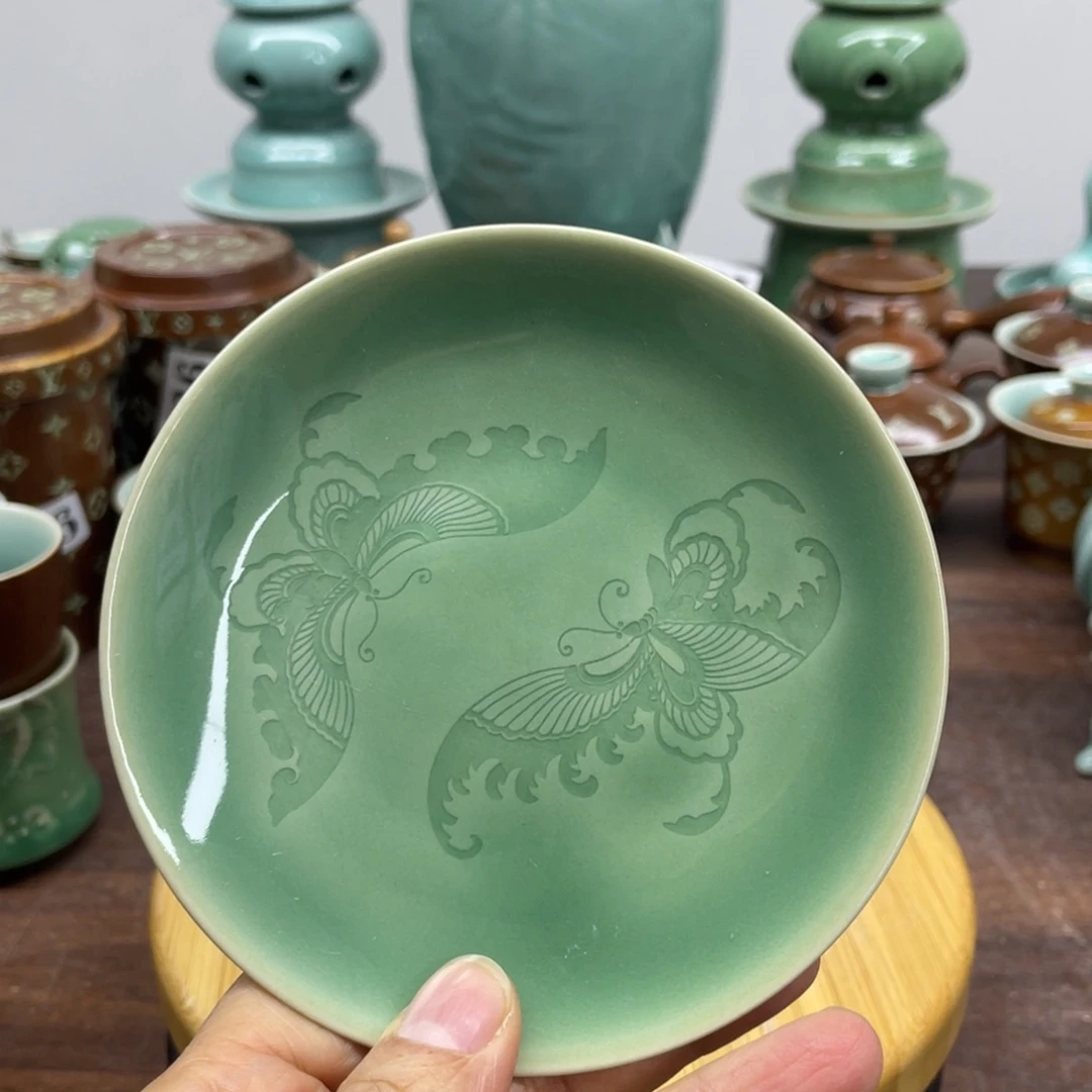 微瑕特价11.5厘米青瓷