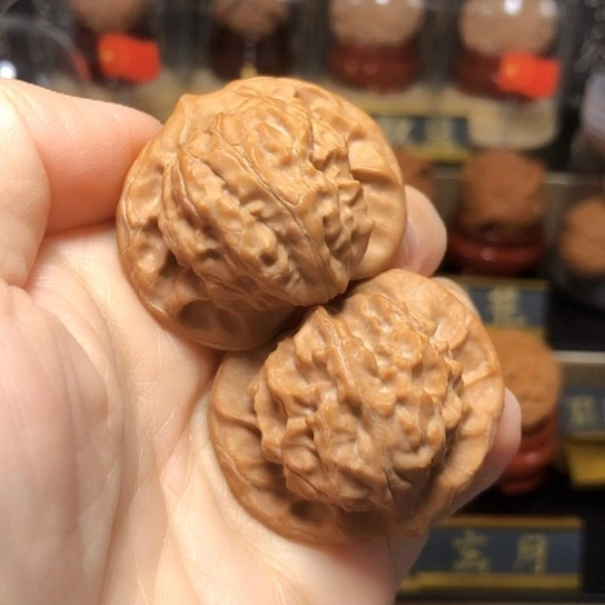 精品：大耳朵图图