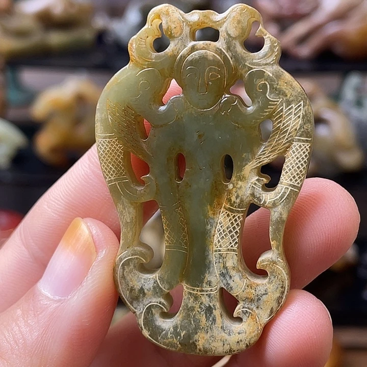 和田玉（糖玉）未镶嵌颈饰