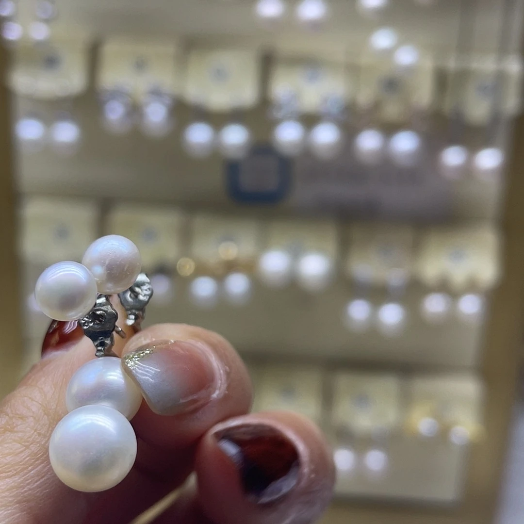银S925镶嵌耳饰淡水珍珠
