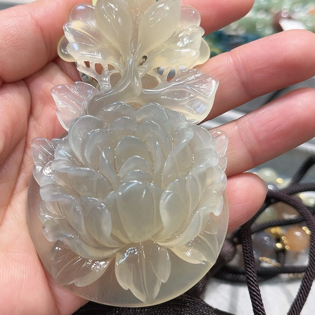 岫玉颈饰未镶嵌岫玉