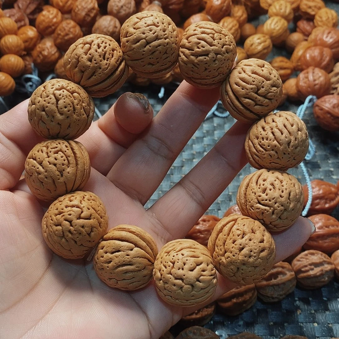 文玩核桃手串桃核