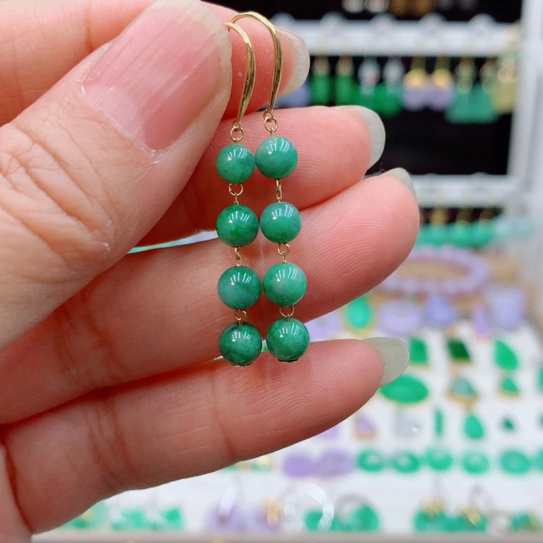 翡翠18K金镶嵌耳饰的