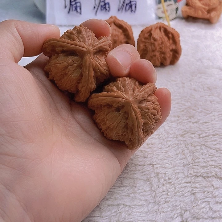 吊坠文玩核桃?****主三棱