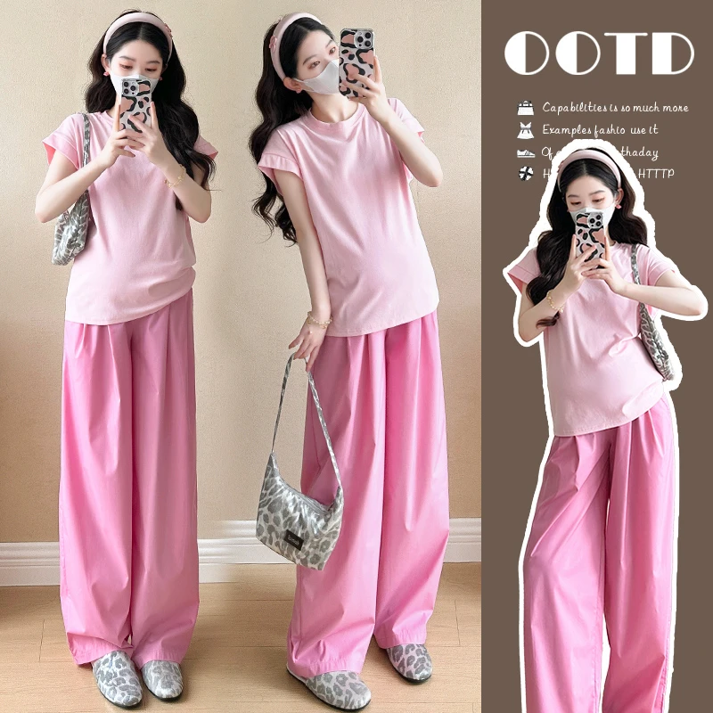 2025年时尚孕妇套装粉色穿搭俏皮活泼减龄粉色上衣阔腿裤两件套潮