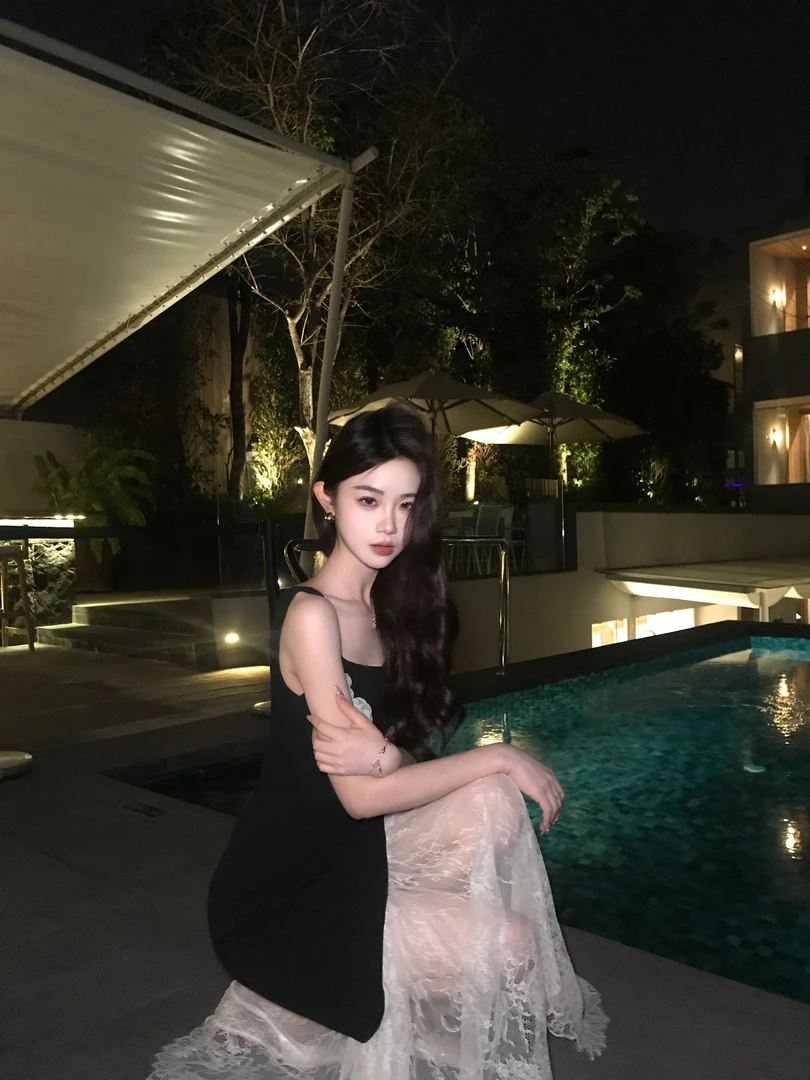 【黑杏蕾丝】春夏高级感法式性感鱼尾吊带连衣裙女LL9539