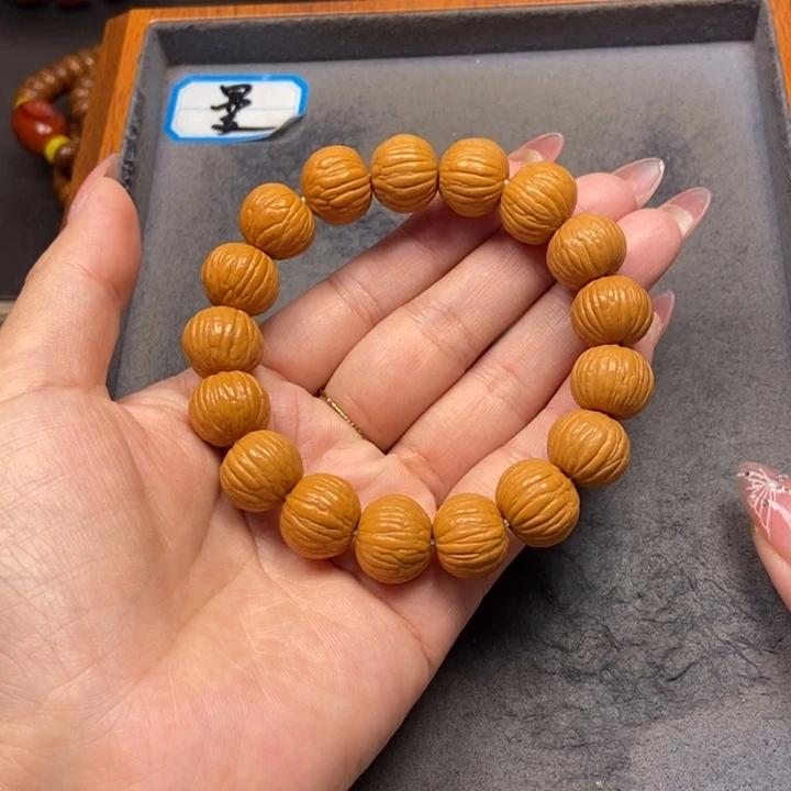 猴头核桃吊坠菩提