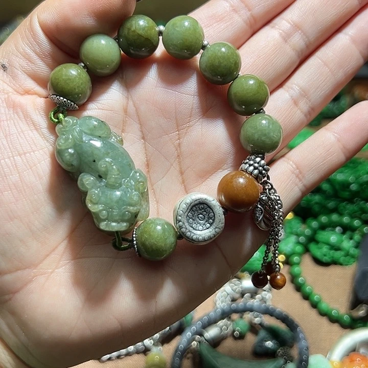 翡翠手串银S925镶嵌翡翠手串