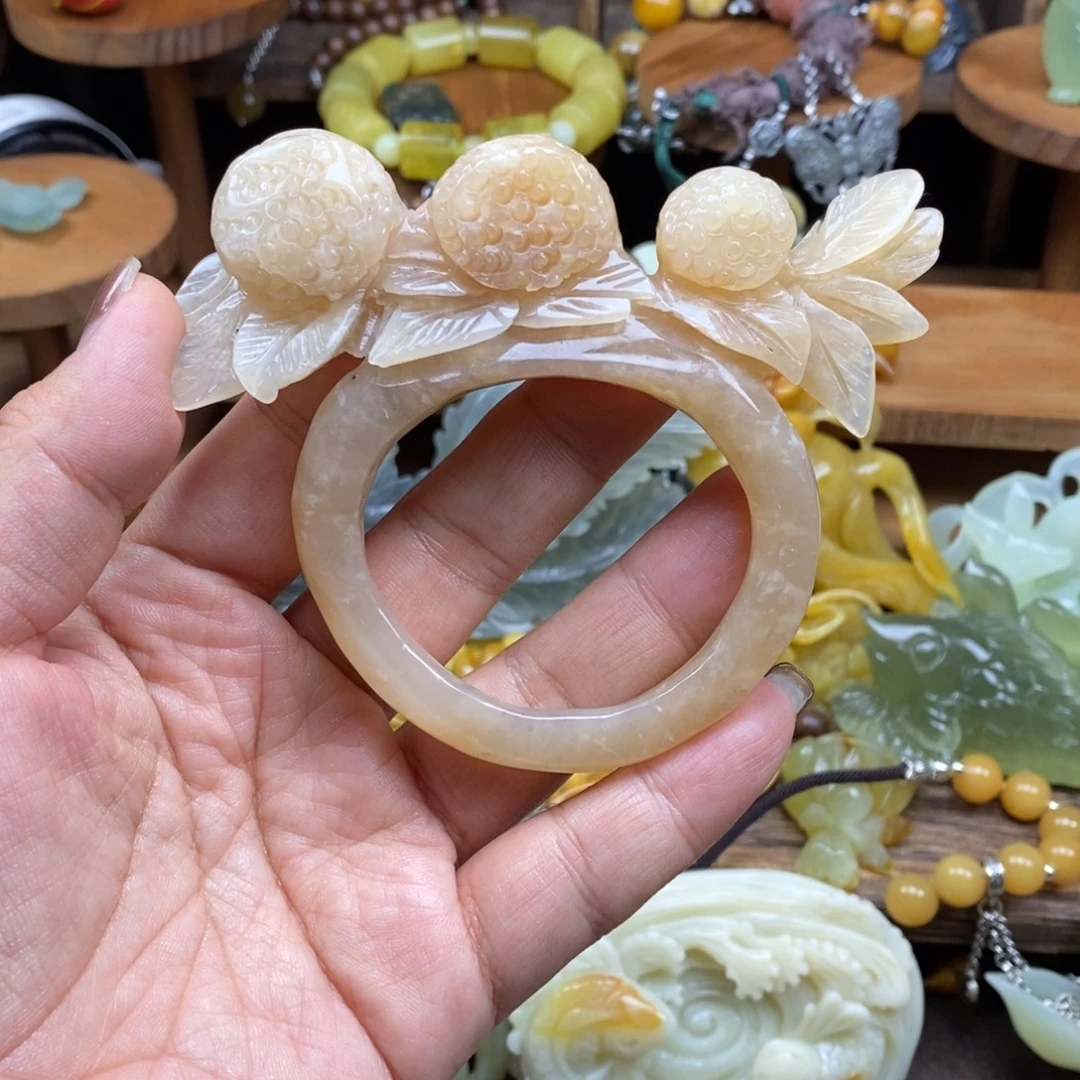 蛇纹石玉未镶嵌吊坠(不含链)