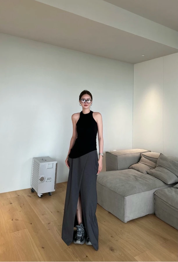 KIOKWANG//不规则斜边下摆设计 无袖工字背心修身上衣