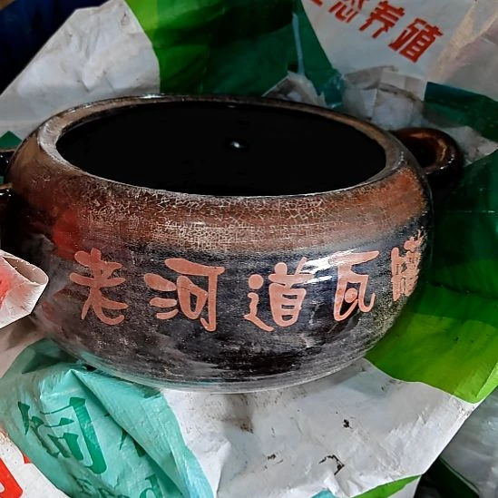 桃***儿摆件陶瓷盘子碗啥都有