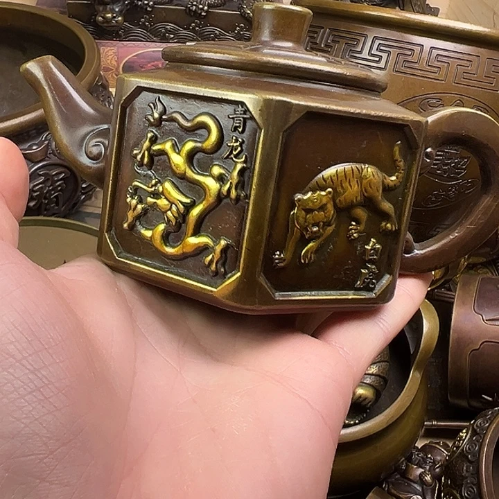 精美铜器，点击下单